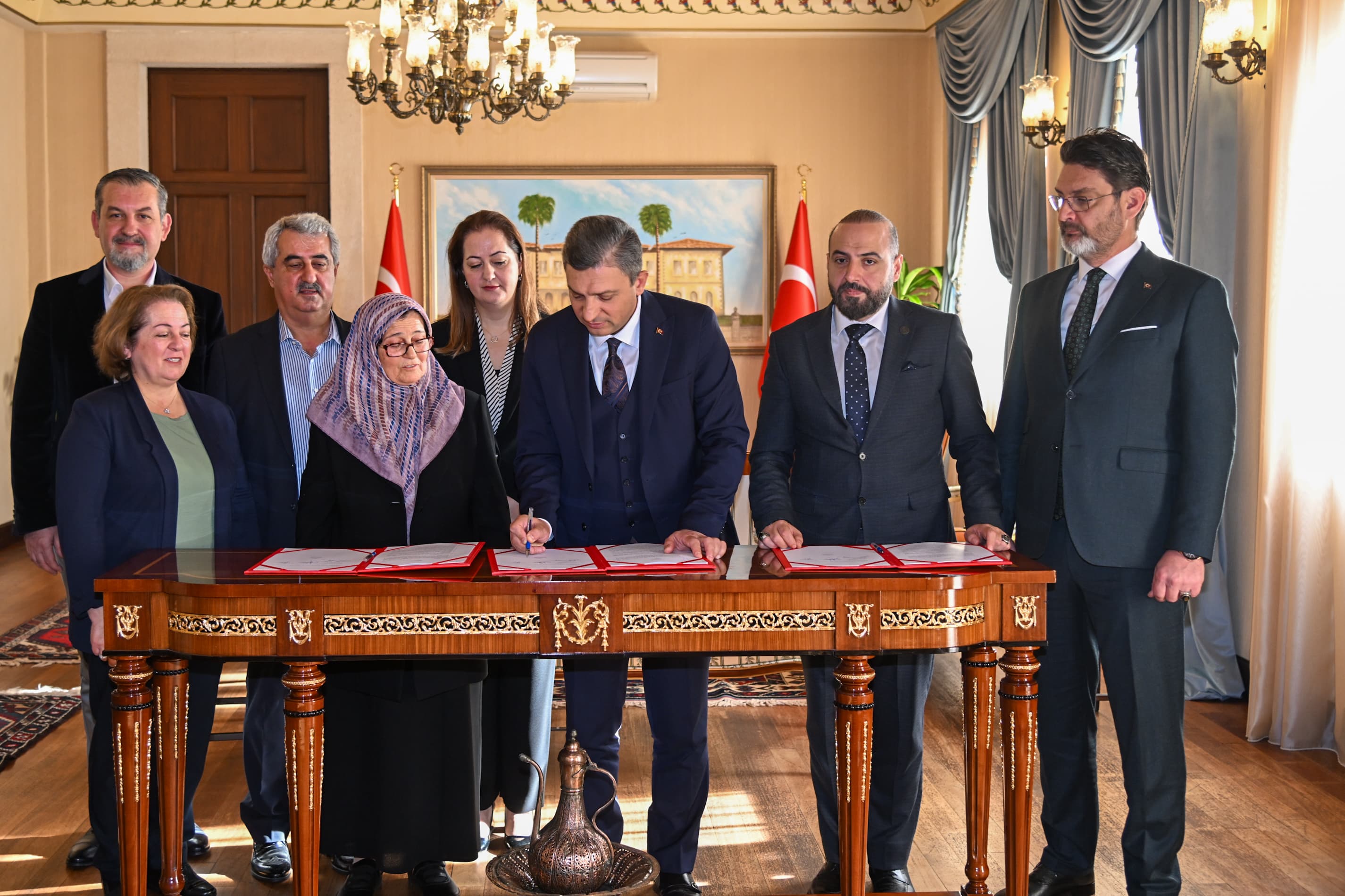 Hayırseverden Korkuteli’ne sağlık ocağı