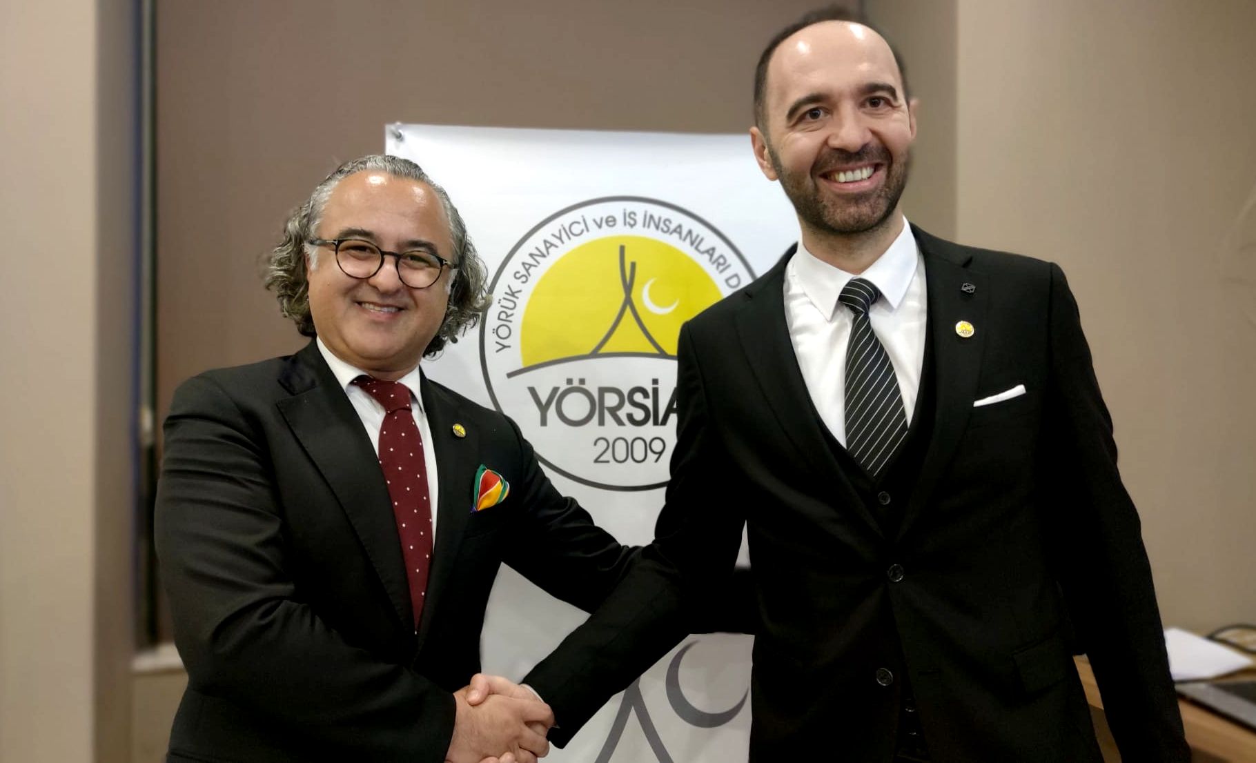 YÖRSİAD'da  yeni başkan Mustafa Alper Oral oldu