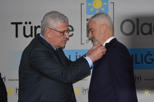 AK Parti'den istifa etti İYİ Parti'den Büyükşehir Belediye Başkan adayı oldu