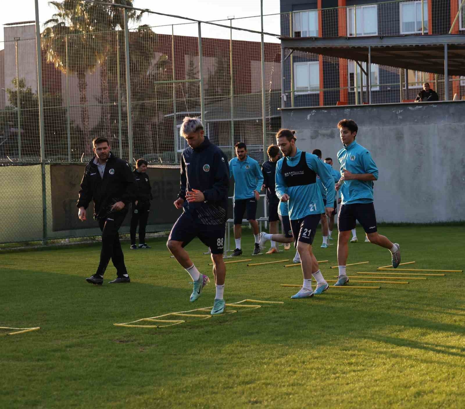 Alanyaspor, kupa maçı hazırlıklarına başladı