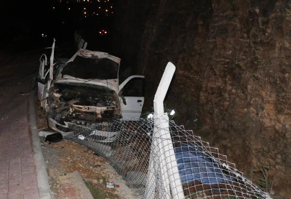 Alkollü sürücü kaza yaptı: 2 kişi öldü