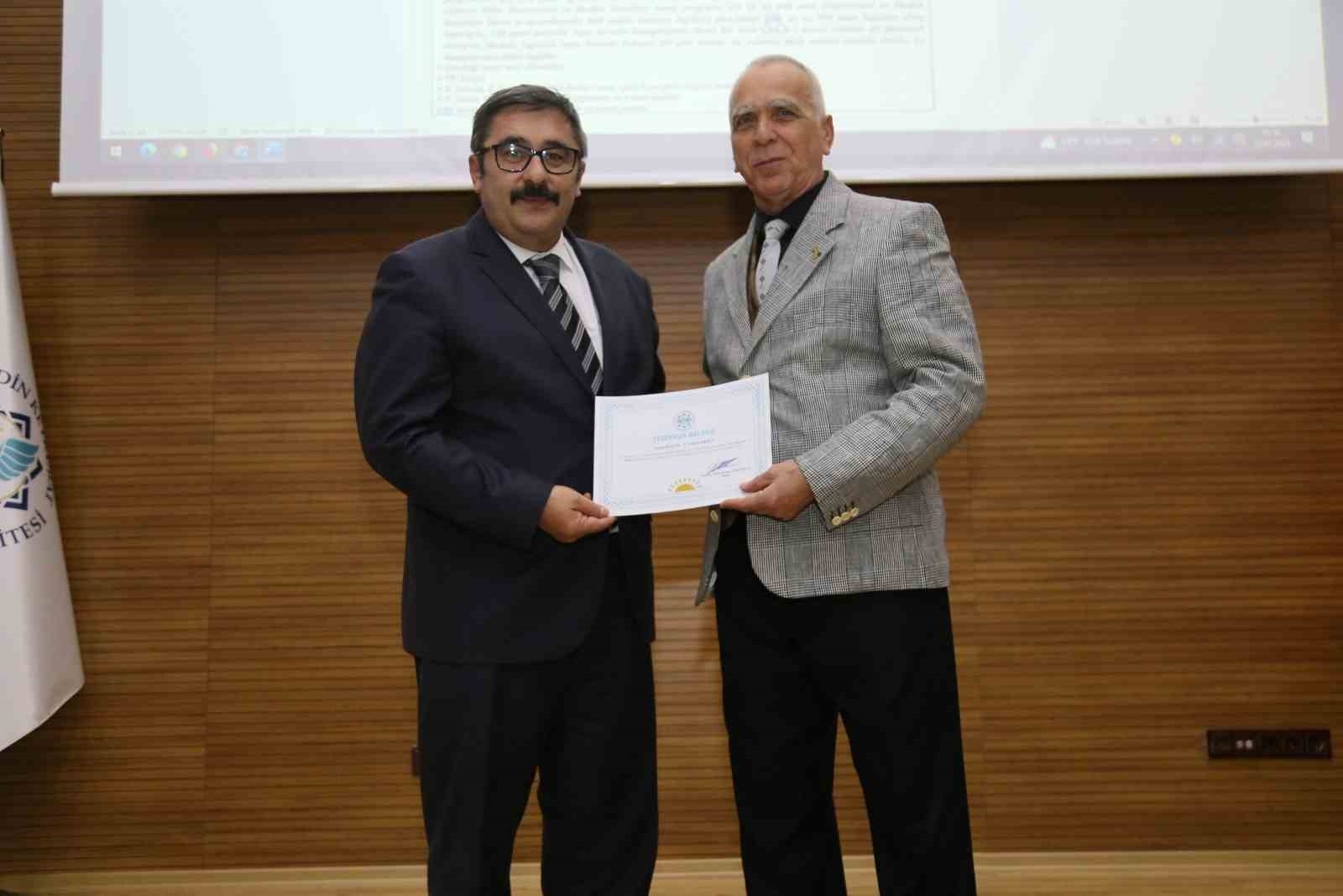 ALKÜ'de akreditasyon ve kalitenin önemi anlatıldı
