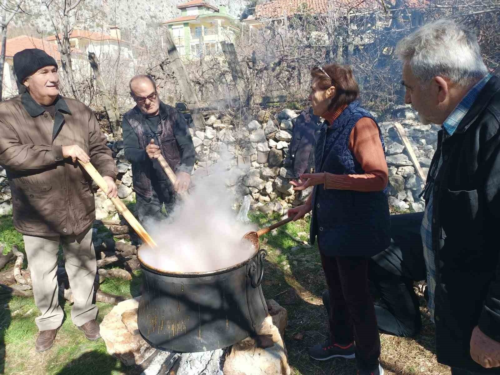 Antalya'da "3. Ekşi Tarhana" etkinliği