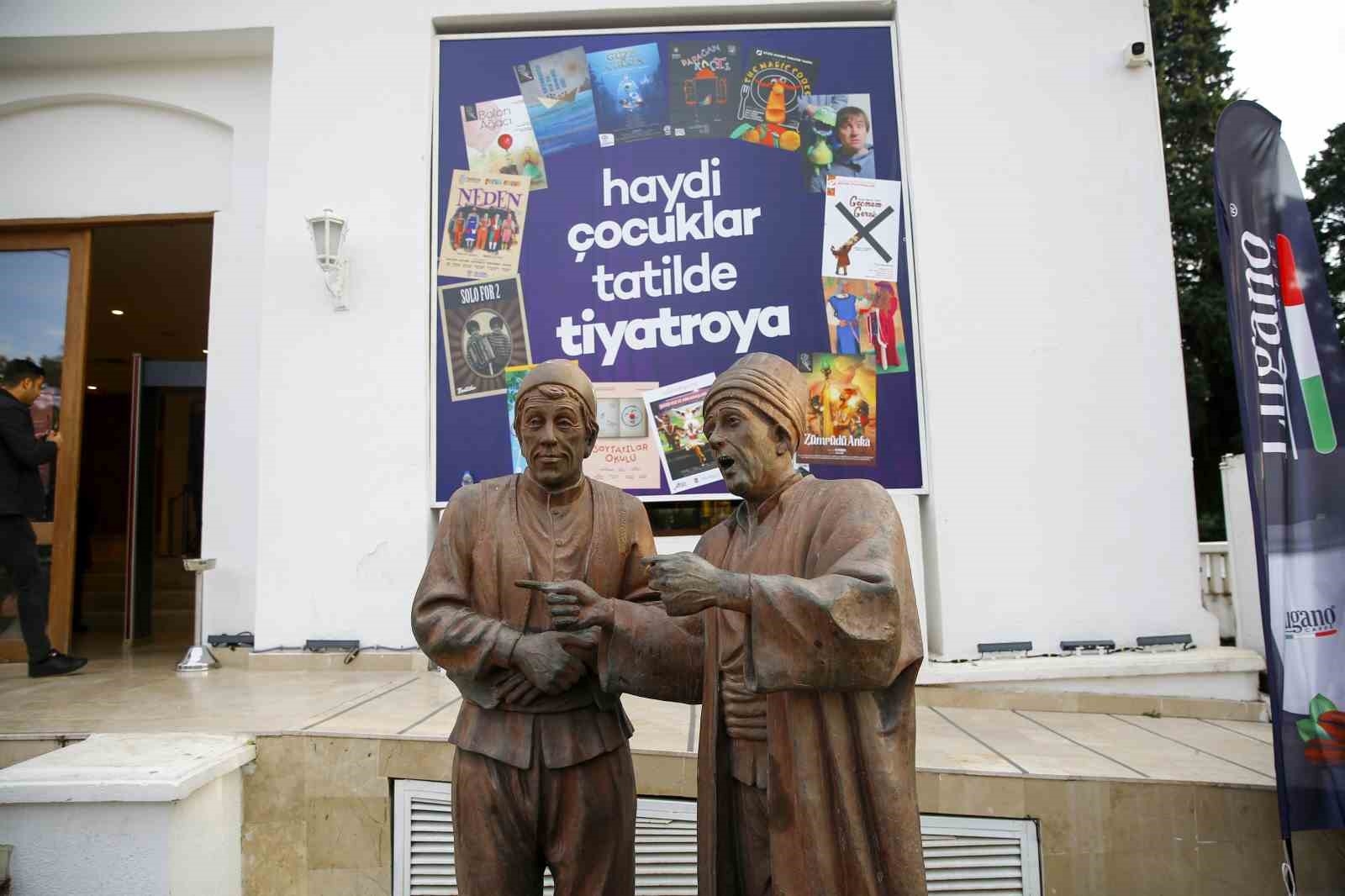 Antalya'da tiyatro rüzgarı