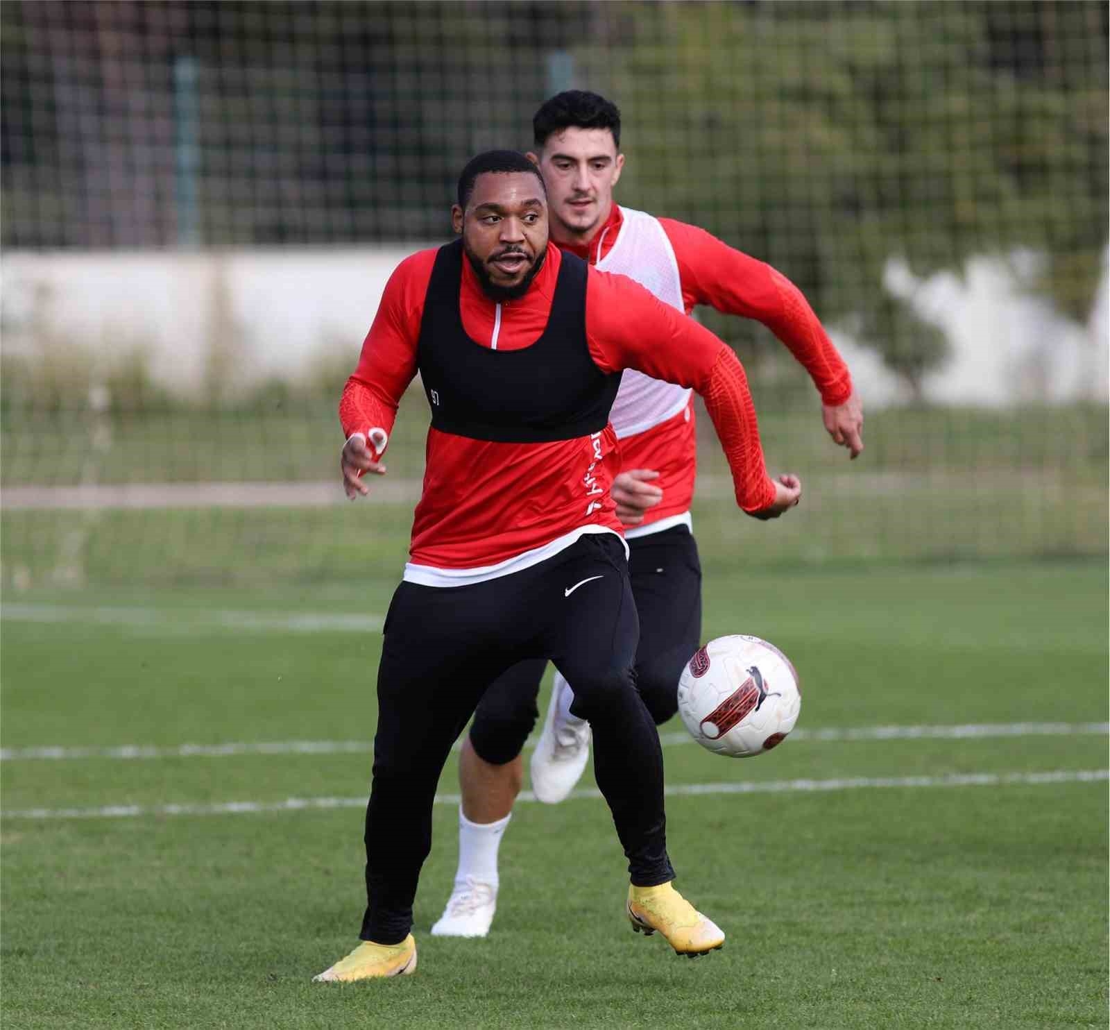 Antalyaspor'da kupa mesaisi başladı