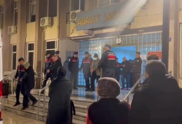 Aydın'da FETÖ üyeliğinden aranan 10 firari hükümlü yakalandı