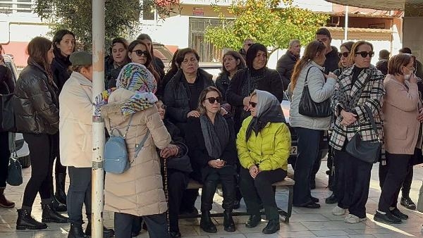 Ayrılmak istediği sevgilisinin öldürdüğü Şule, toprağa verildi