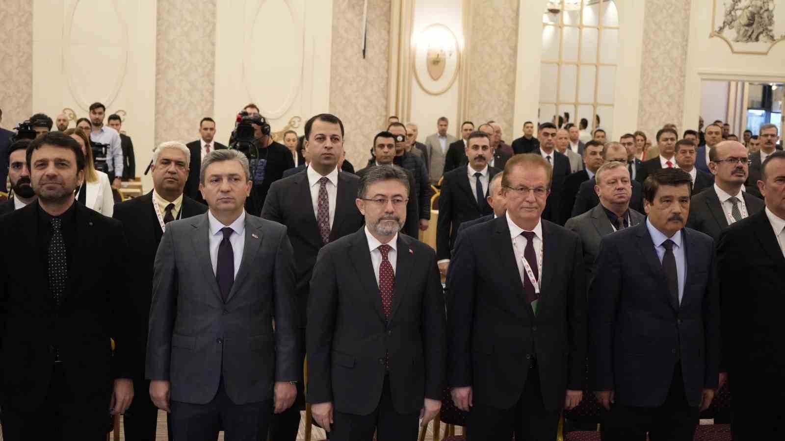 Bakan Yumaklı: "Seracılığın yüzde 40'ı kayıt altında değil"