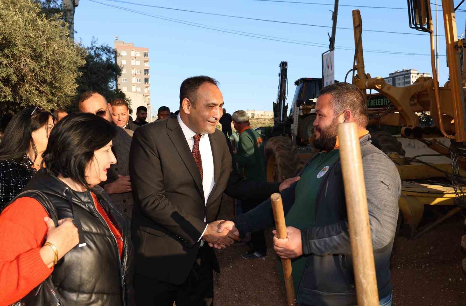 Başkan Yılmaz asfalt çalışmalarını yerinde inceledi