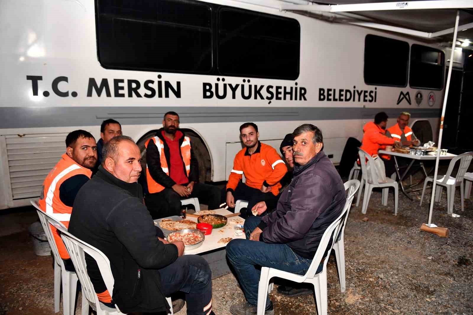 Belediye personeline ev gibi mobil otobüs
