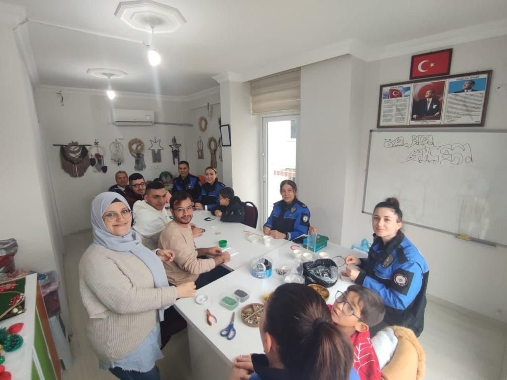 Beyaz Baston Görme Engelliler Haftası kutlandı