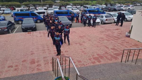 Bodrum'da 3 besicinin hayvanlarını gaspeden 7 şüpheli adliyede