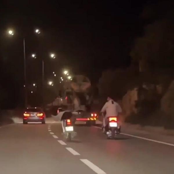 Bodrum'da motosikletlilerin tehlikeli yolculuğu kamerada