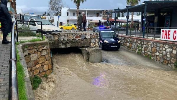 Bodrum'da sağanak; metrekareye 23 kilogram yağış düştü