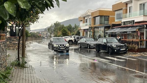 Bodrum'da sağanak; metrekareye 23 kilogram yağış düştü