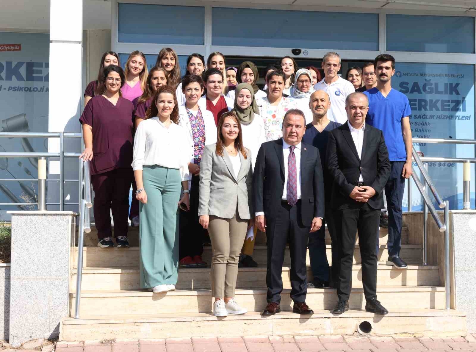 Büyükşehir'den 42 bin 764 kişiye ücretsiz diş tedavisi