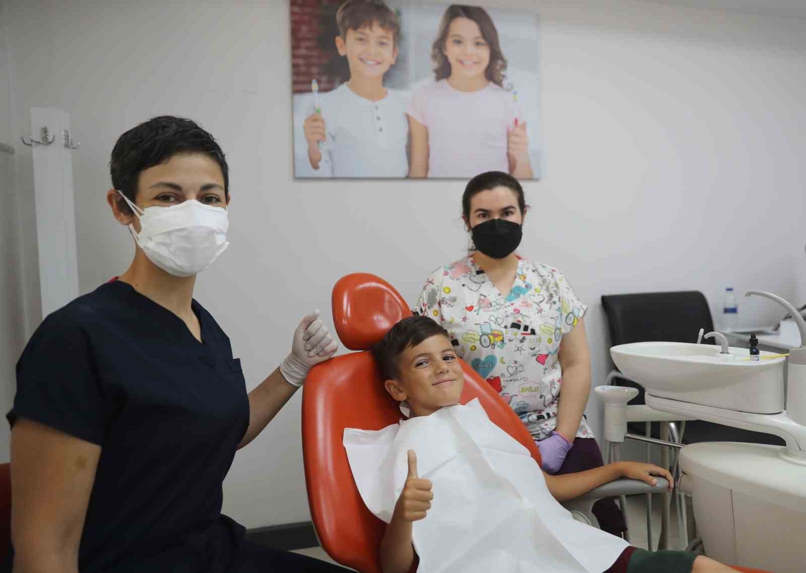 Büyükşehir'den 42 bin 764 kişiye ücretsiz diş tedavisi