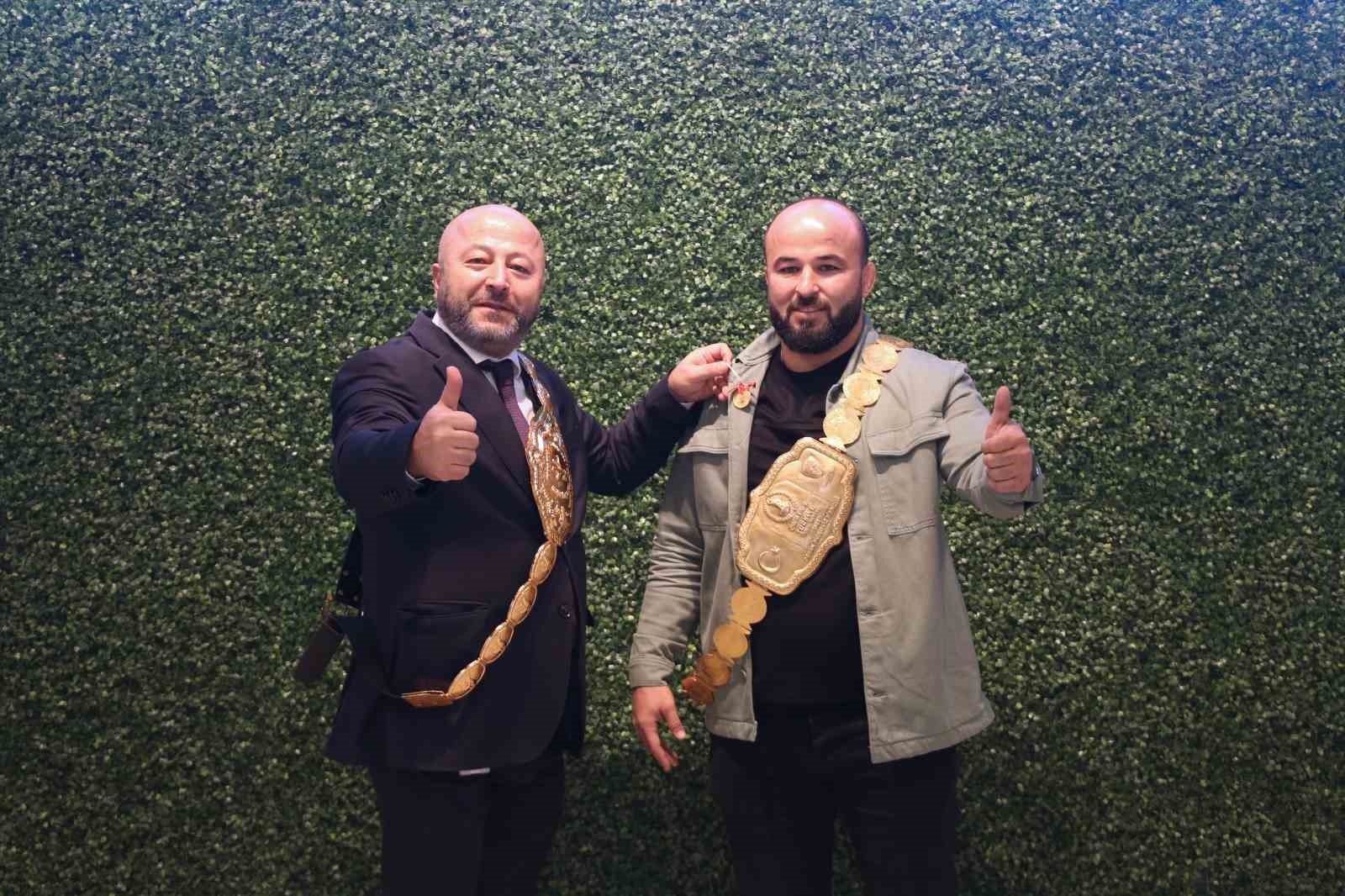 CW Enerji, Şampiyon Başpehlivan Orhan Okulu'yu ağırladı