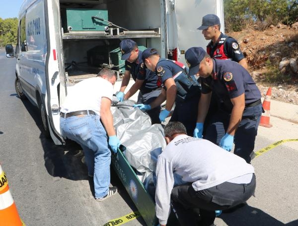 Dövizciyi boğazını kesip öldüren sanığa ağırlaştırılmış müebbet