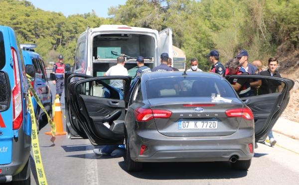 Dövizciyi boğazını kesip öldüren sanığa ağırlaştırılmış müebbet
