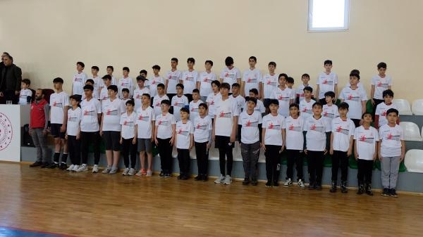 Fabrika Voleybol'un 32'ncisi Solhan'da açıldı