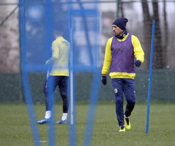 Fenerbahçe, Antalyaspor maçının hazırlıklarına başladı