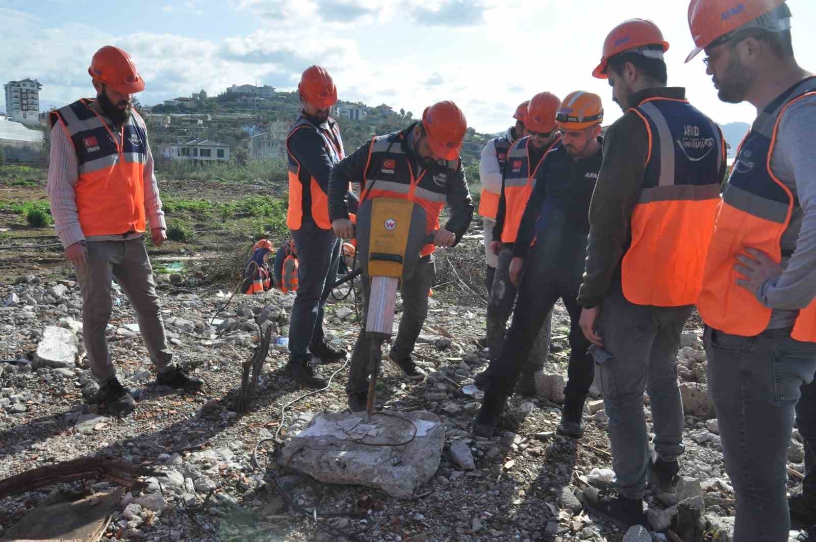Gazipaşa'da enkaz tatbikatı yapıldı