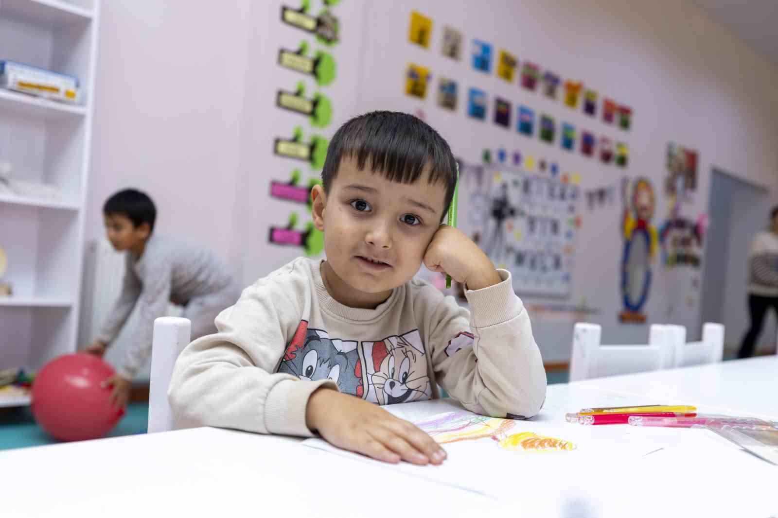 Gülnar'da 'Ebeveyn Yolculuğu' semineri gerçekleştirildi