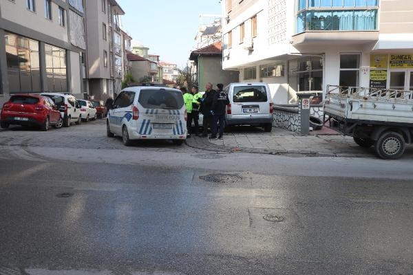 Kamyonetin çarptığı kadın öldü