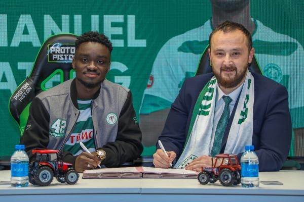 Konyaspor, Emmanuel Boateng ile 2.5 yıllık sözleşme imzaladı