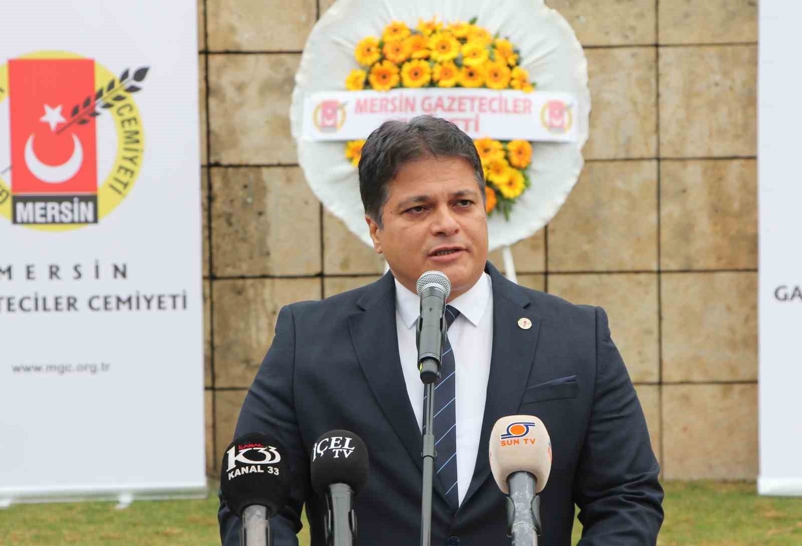 Mersin'de 10 Ocak Çalışan Gazeteciler Günü kutlandı