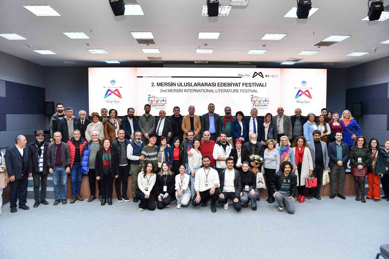 Mersin'de edebiyat rüzgarı esti
