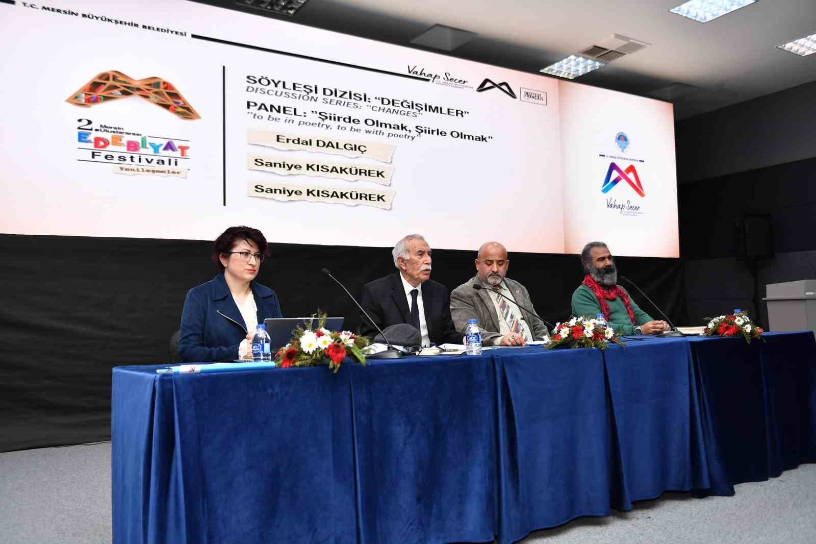 Mersin'de edebiyat rüzgarı esti