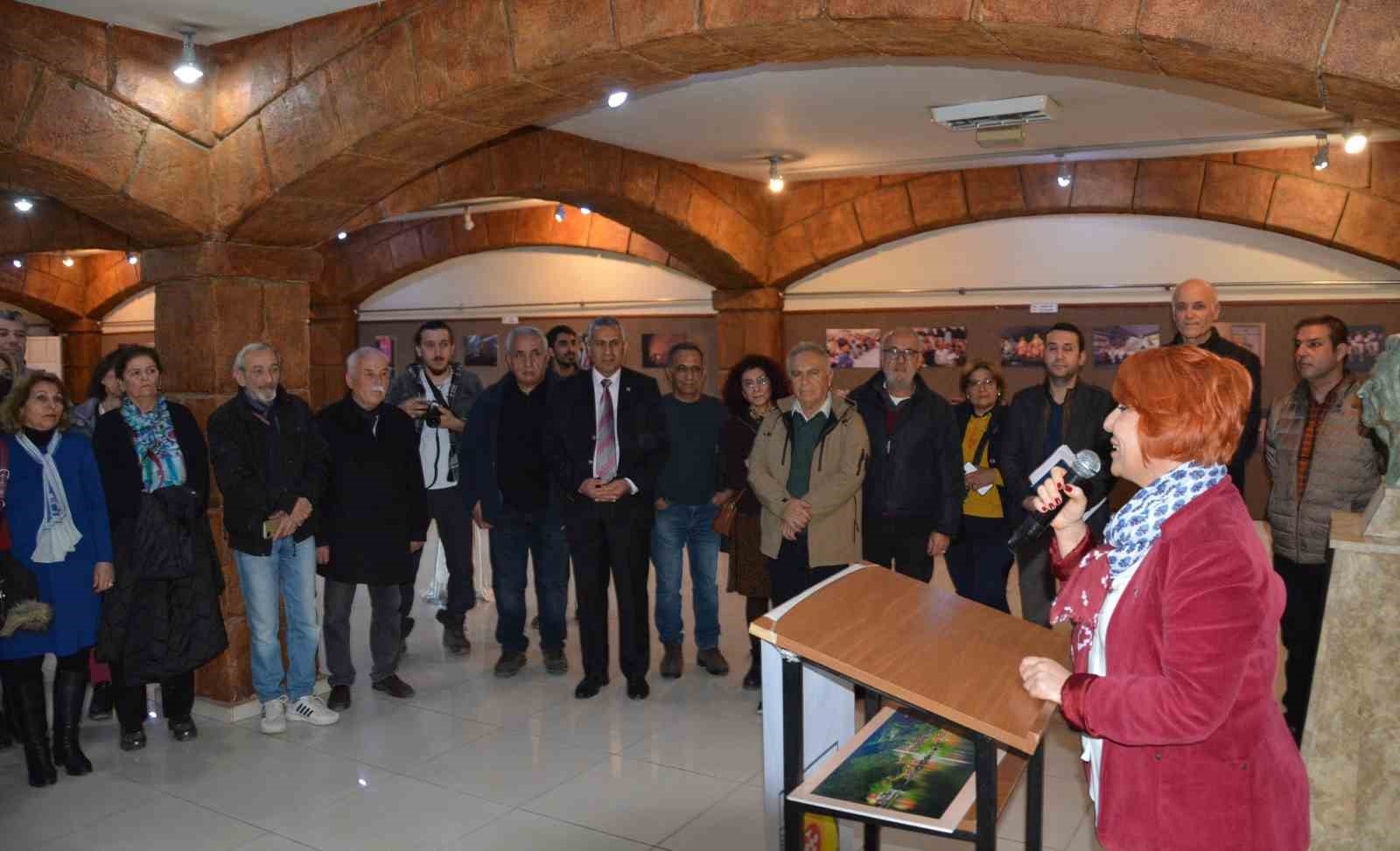 Mersin'de 'Festival Fotoğraflı Sergisi' sanatseverlerle buluştu