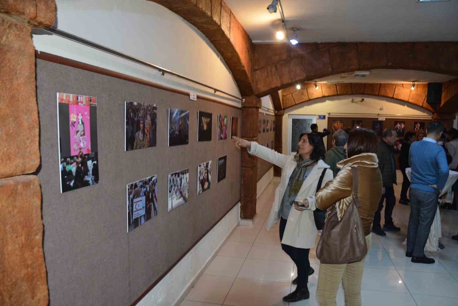 Mersin'de 'Festival Fotoğraflı Sergisi' sanatseverlerle buluştu