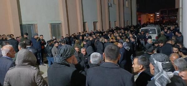 Mersin'deki otobüs kazasında ölen 9 kişiden 2'si Silopi'de toprağa verildi