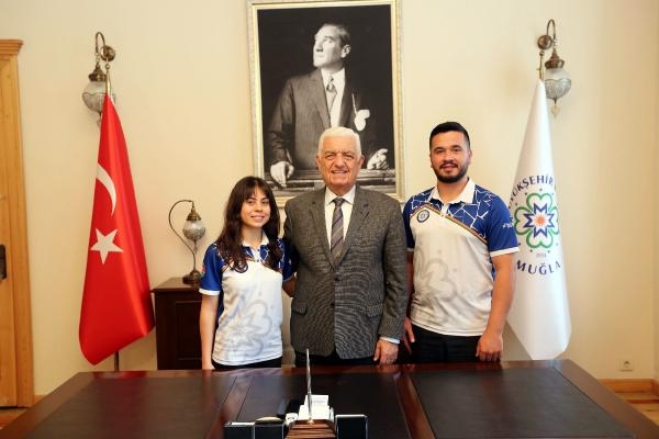Muğlalı okçu Hazal'dan Avrupa ve Dünya rekoru
