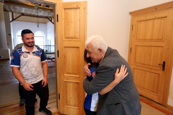 Muğlalı okçu Hazal'dan Avrupa ve Dünya rekoru