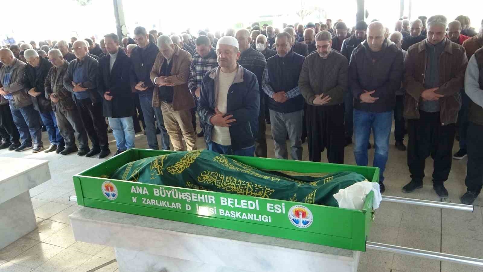 Oğlunun şehit haberini aldığı sıradaki bakışlarıyla hafızalara kazınan baba hayatını kaybetti