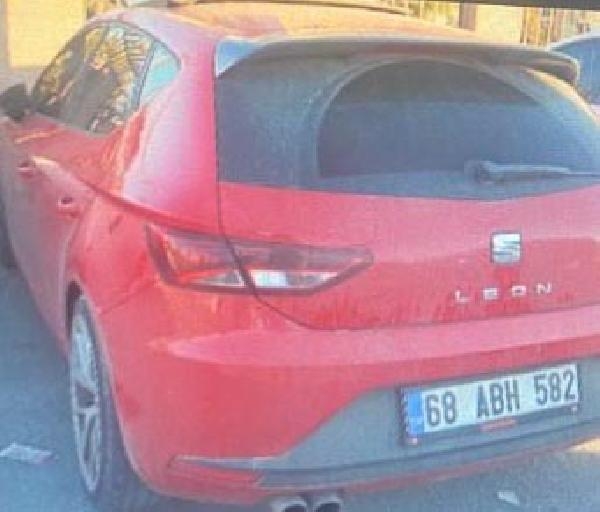 Otomobilin çarptığı liseli Zeynep, yaşamını yitirdi