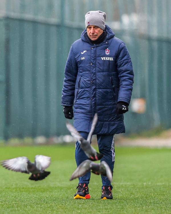 Trabzonspor Antalya'ya geldi