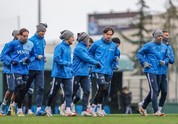 Trabzonspor Antalya'ya geldi
