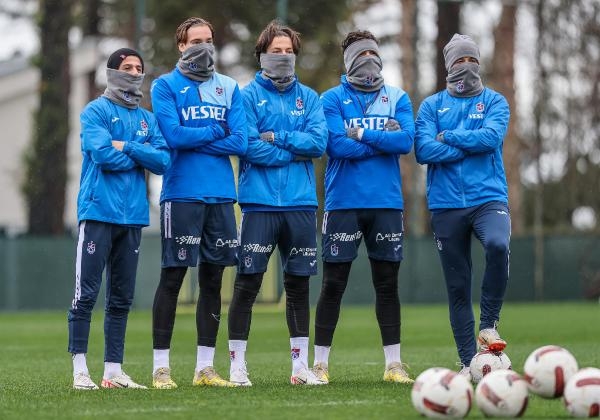 Trabzonspor Antalya'ya geldi