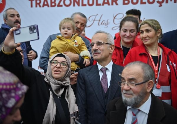 Ulaştırma Bakanı Uraloğlu: Biz kimseyi ötekileştirmiyoruz