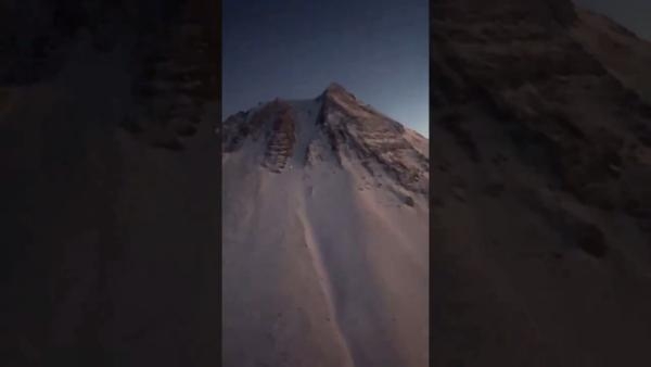 Yaralanan dağcı, helikopterle kurtarıldı