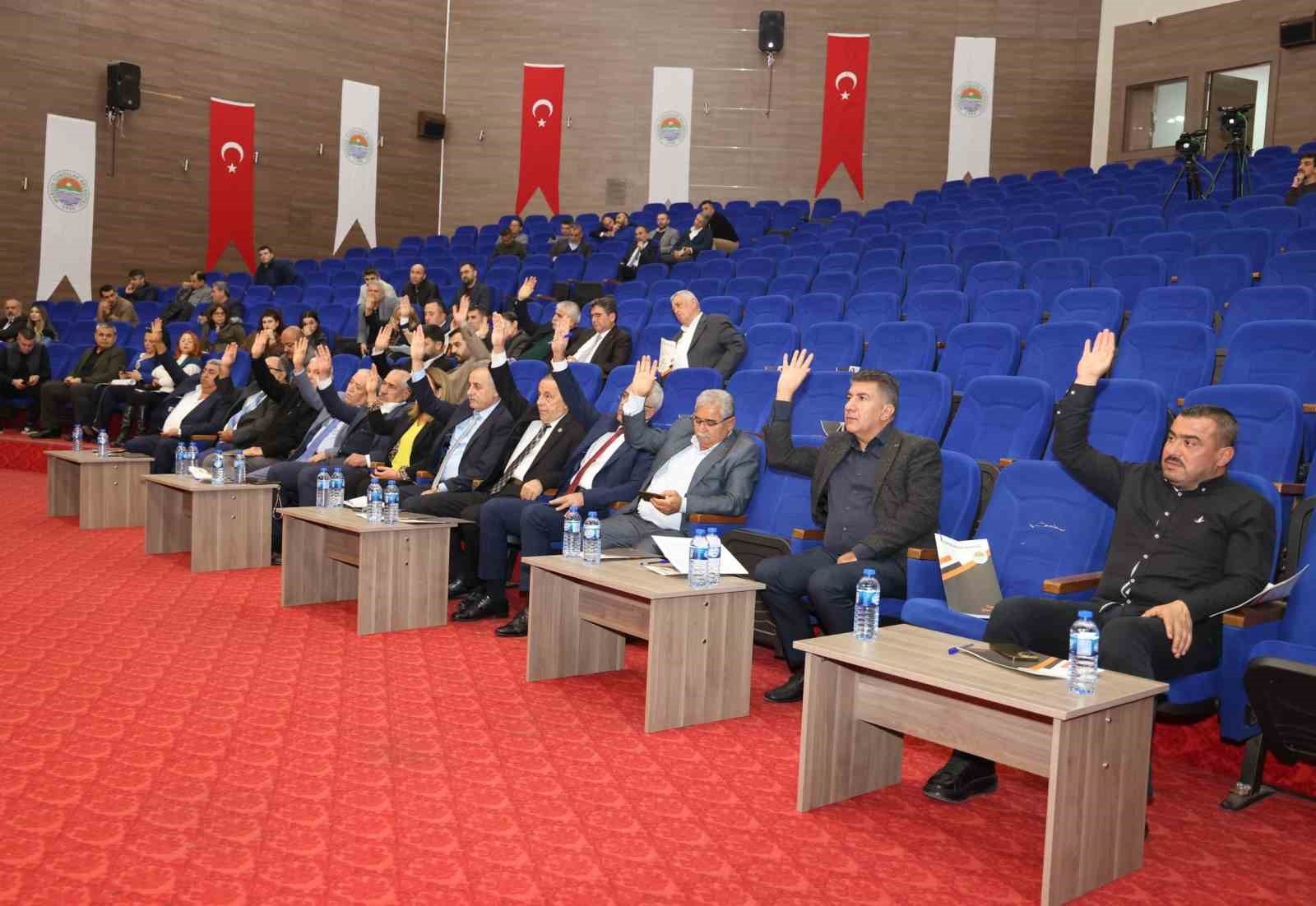 Yılmaz: "'Birlikte Türkiye'yiz' diyen herkes özbeöz kardeşimizdir"