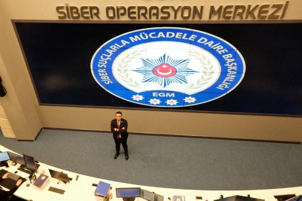 YÖK'ten, öğrencilere: Gelecek hesaplarınızı yakmayın