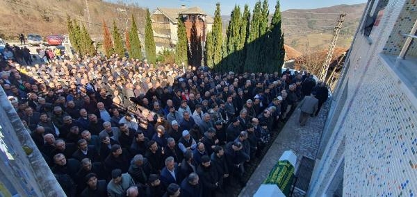 4 kişinin öldüğü kazada, 2 arkadaş Bartın'da toprağa verildi