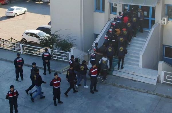 55 milyon liralık vurgunda, 3'ü Türk 19 tutuklama