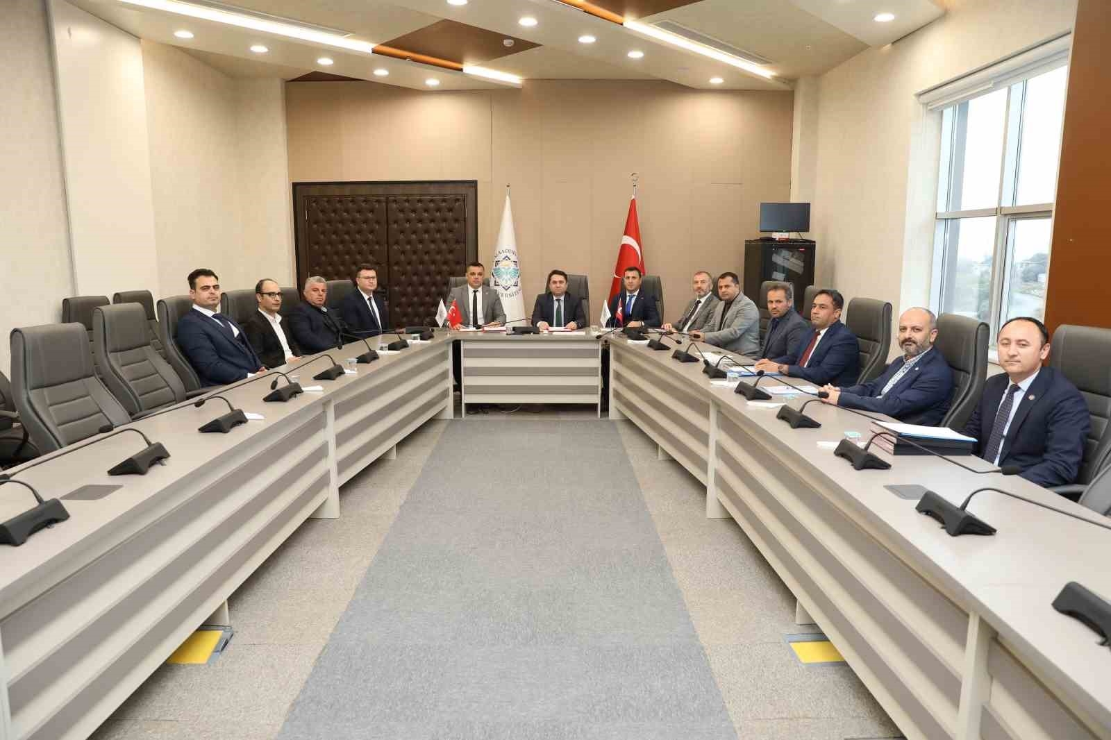 ALKÜ'de işçiler için toplu sözleşme